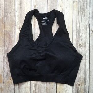 AYBL black sports bra size M